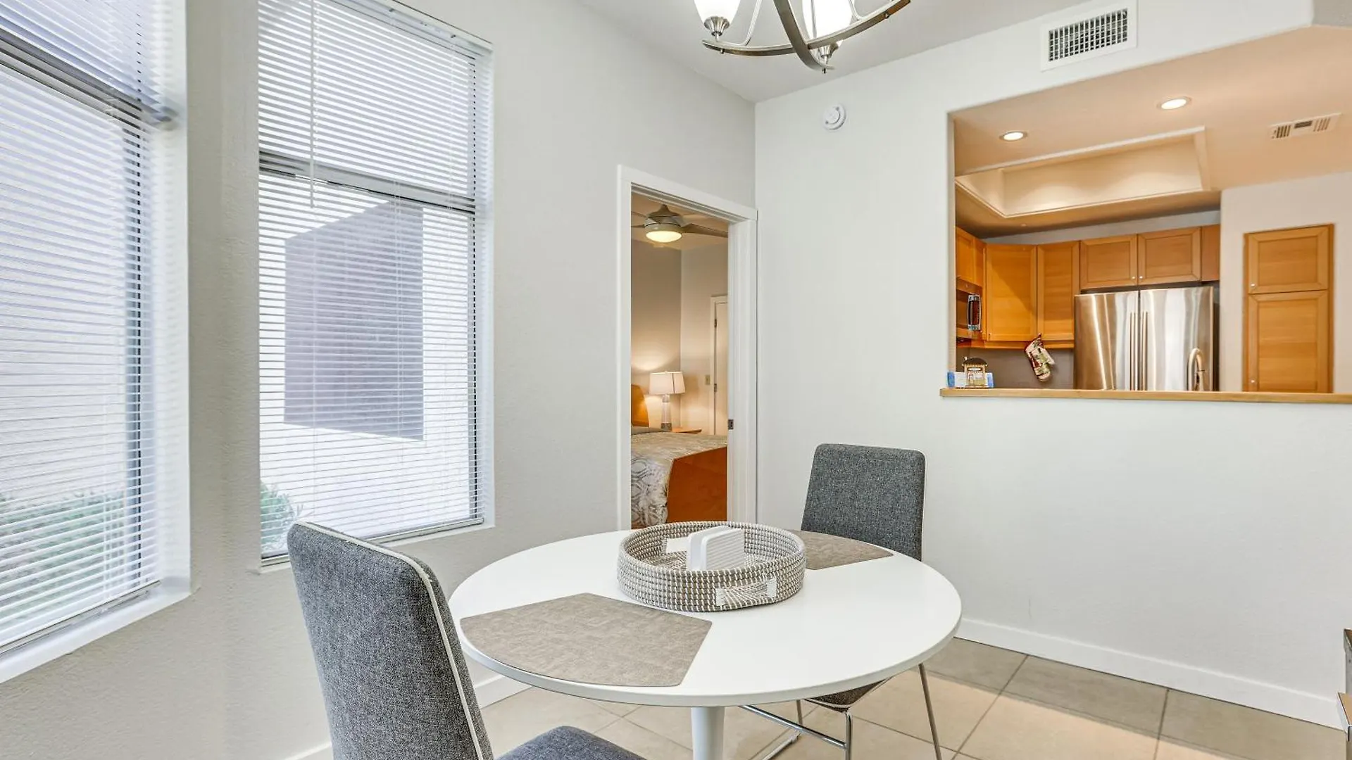 5 Mi To Mcdowell Sonoran Preserve Condo With Pool! 스코 츠 데일 아파트